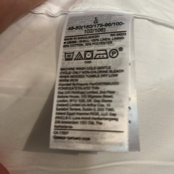 White Utility Vest with Pockets - Picture 3 of 4